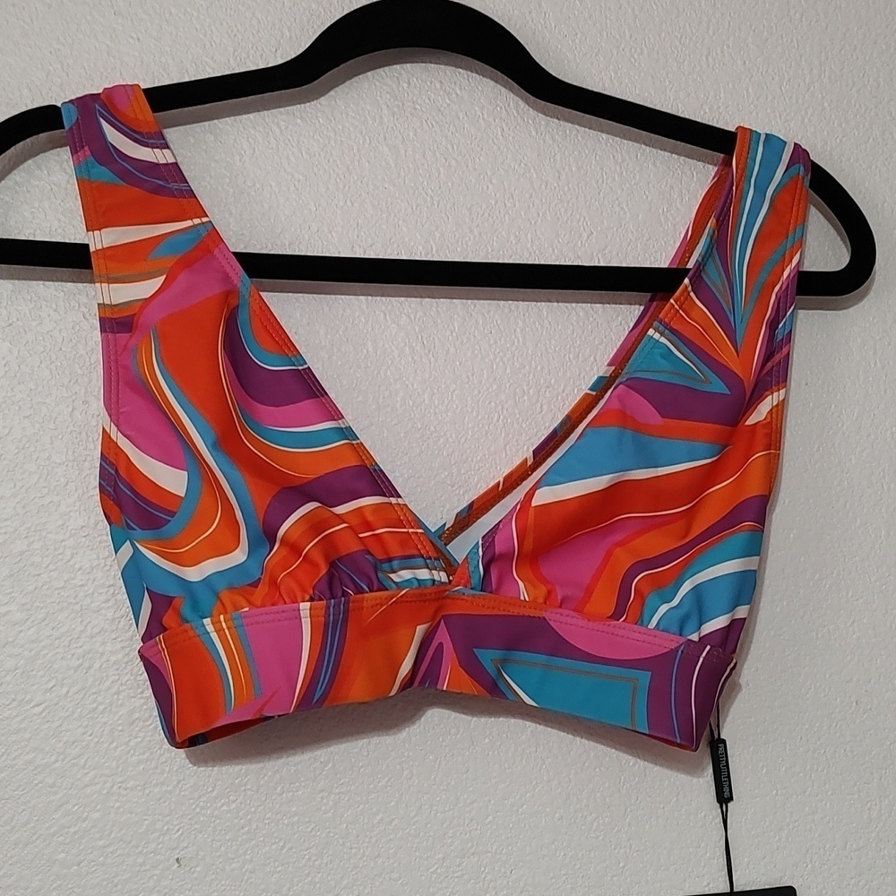Pretty Little Thing Plunge Bikini Top Size 4